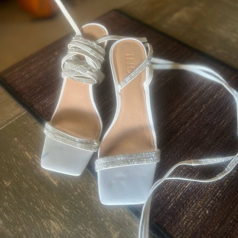 INC gylana pointed strappy white square-toe heels